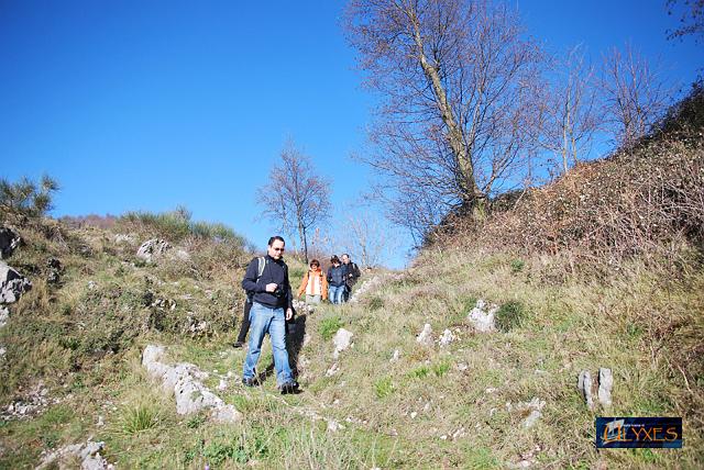 in cammino per capo d acqua.JPG